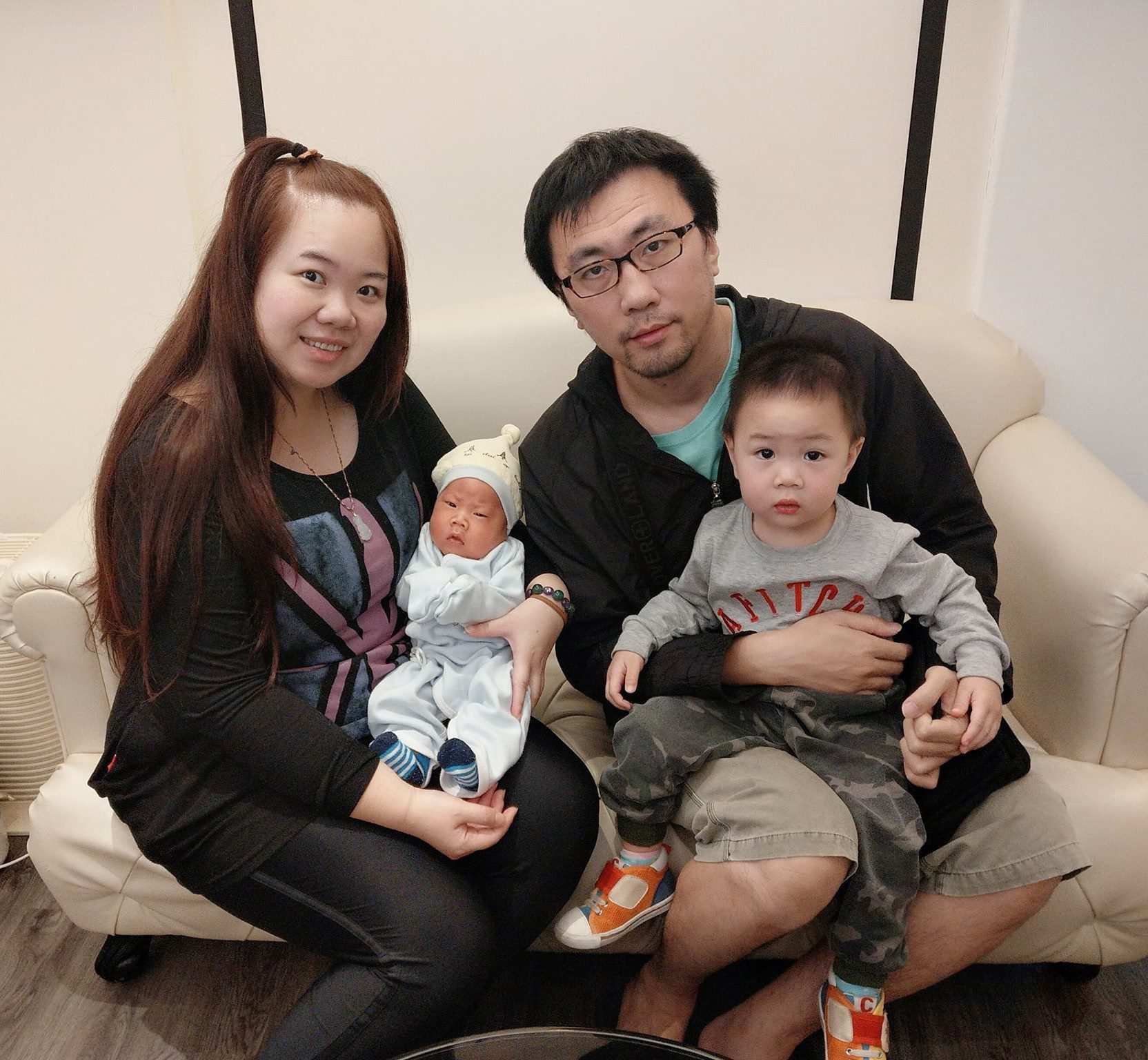 恭喜我們可愛的孟岑媽咪再次從璽寶畢業啦