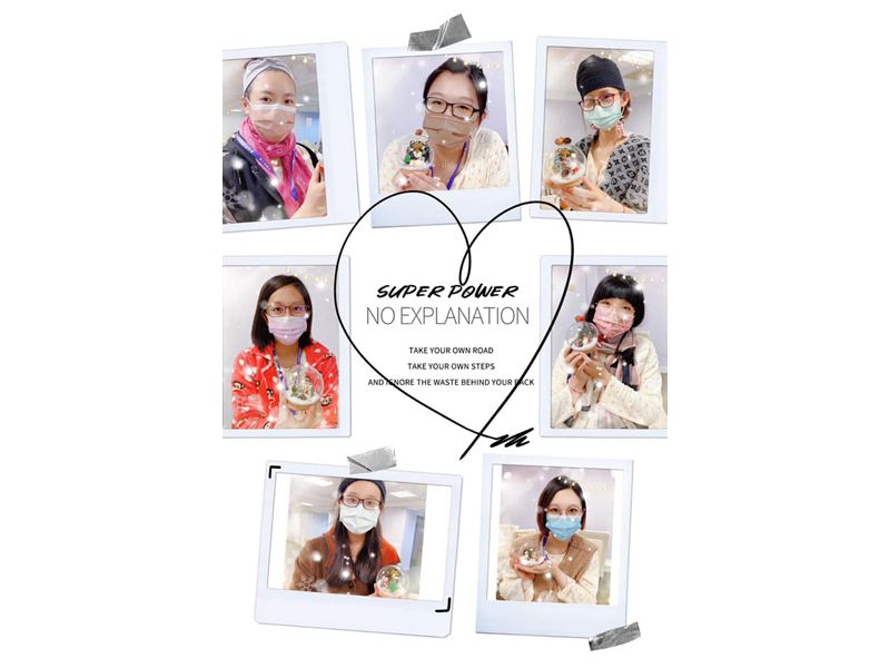 祝福媽咪爸比及可愛的寶貝們~聖誕快樂~